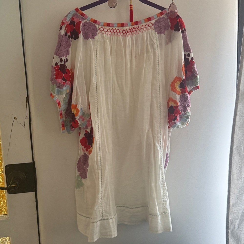 Anthropologie Short Sleeve Embroidered Floral Tunic Top Size Large/XL EUC - Picture 7 of 12